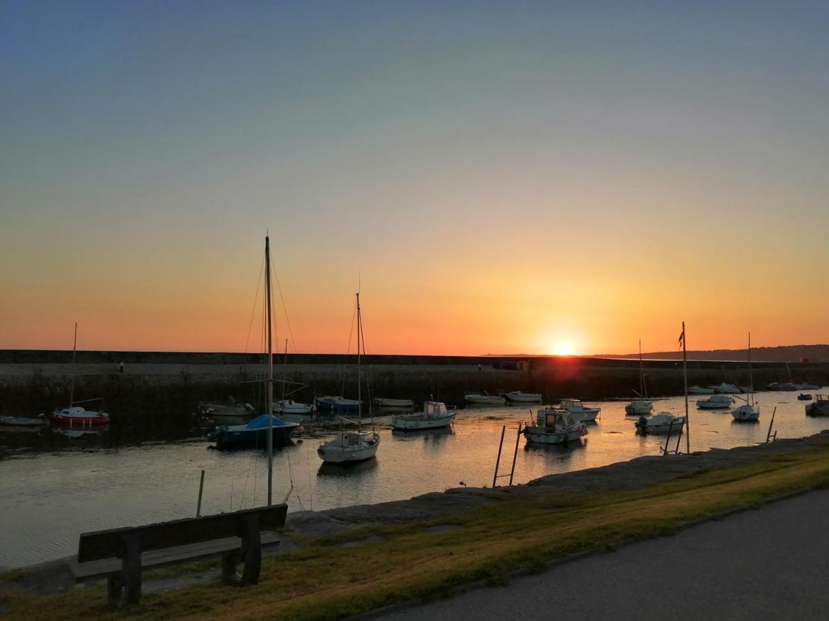 Gite La Fontaine Des Pres Cherbourg-en-Cotentin Exteriér fotografie
